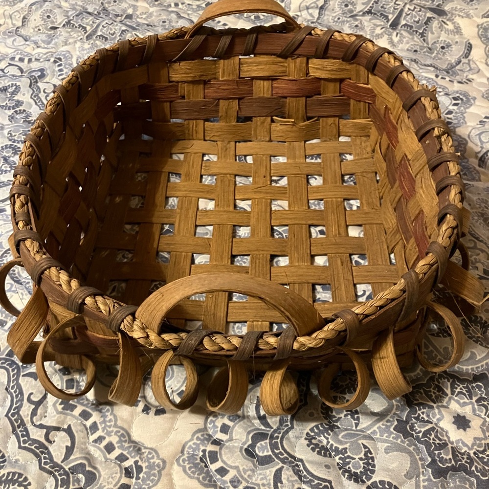 Amish handwoven basket